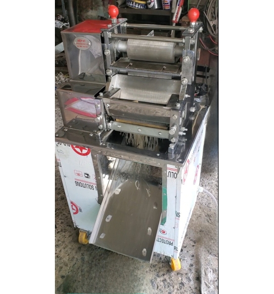 Máy cắt bì da heo